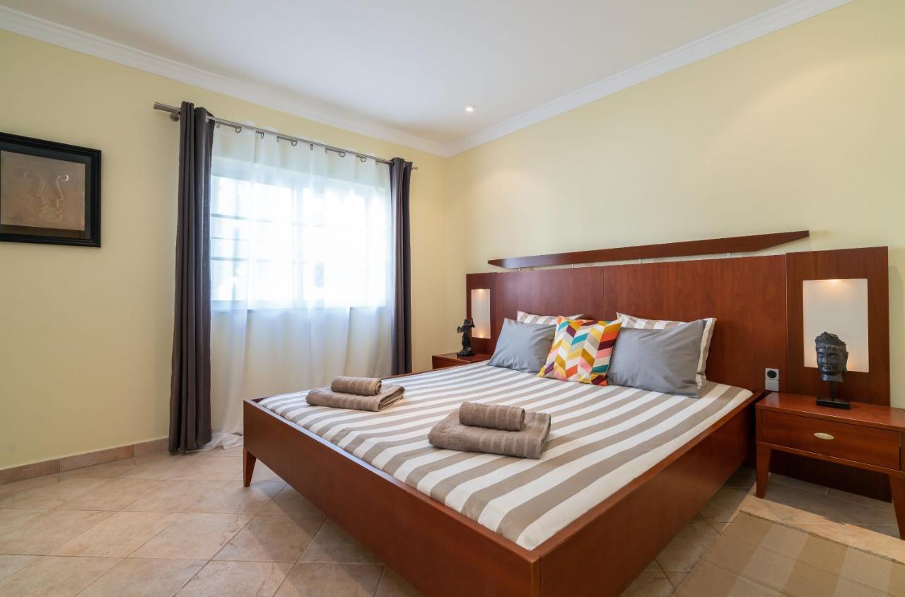 Vale De Lobo By Intiholidays Vale do Lobo Eksteriør billede