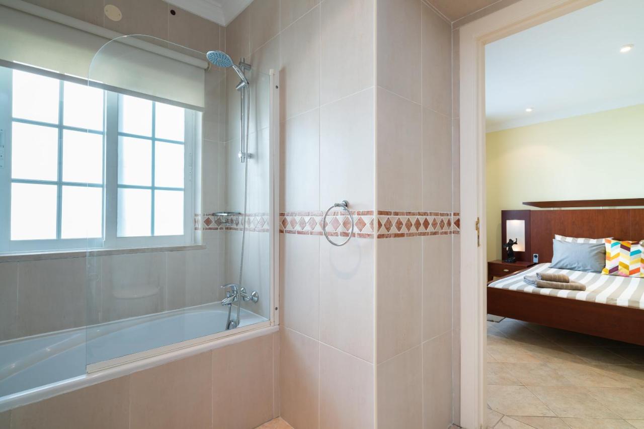Vale De Lobo By Intiholidays Vale do Lobo Eksteriør billede